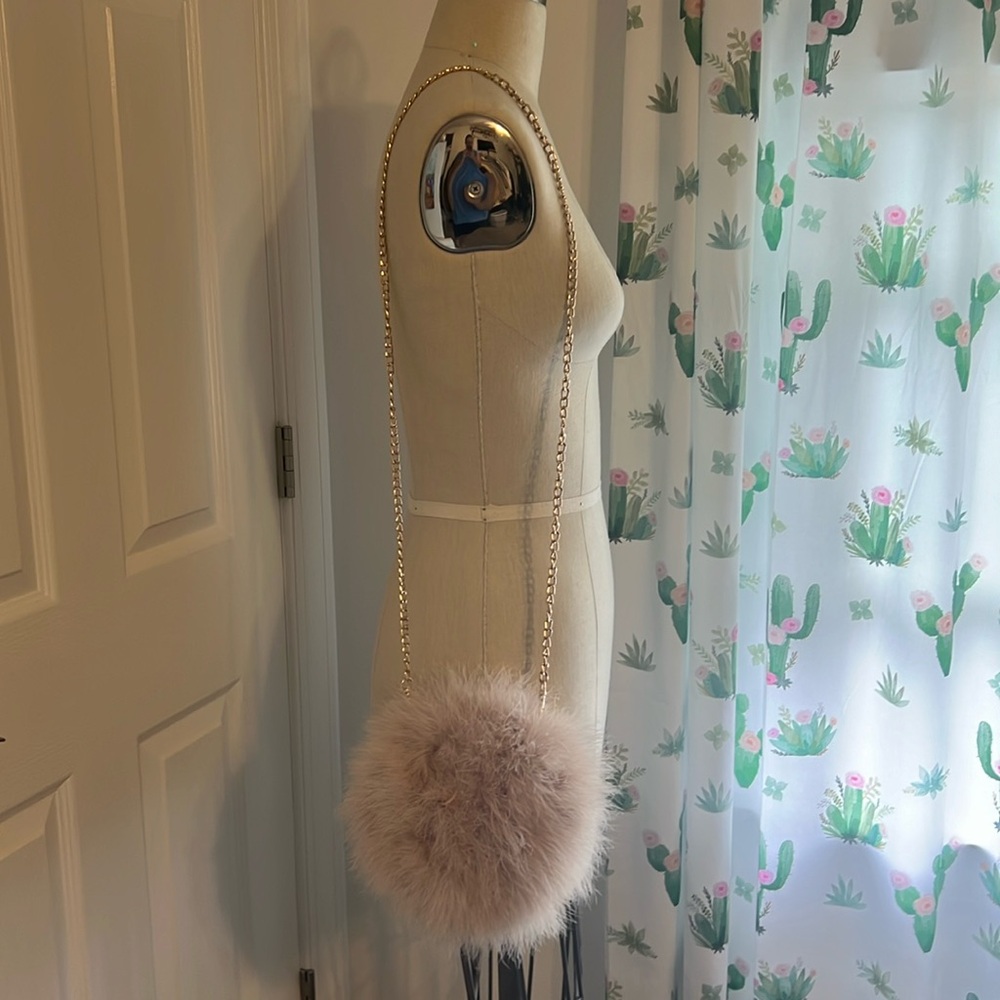 Marabou Feather Purse with  Detachable Gold Chain